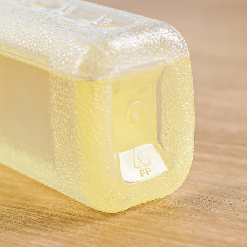Compact oil storage solution - squeeze bottle