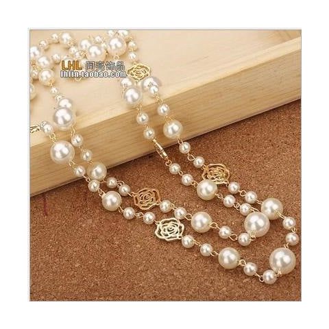 Multi-strand Pearl Necklace showcase