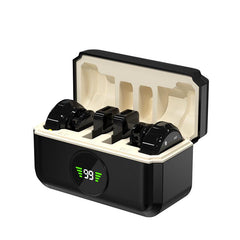 Wireless Clip-On Microphone Q8 with accessories