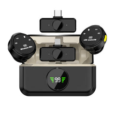 Wireless Clip-On Microphone Q8 with user demonstration