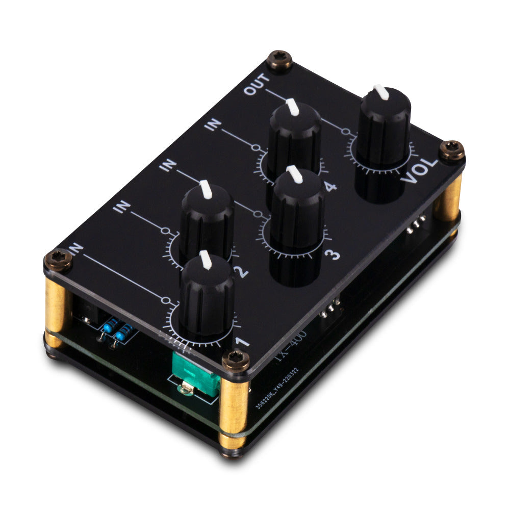 Portable 4-Channel Stereo Line Mixer back view