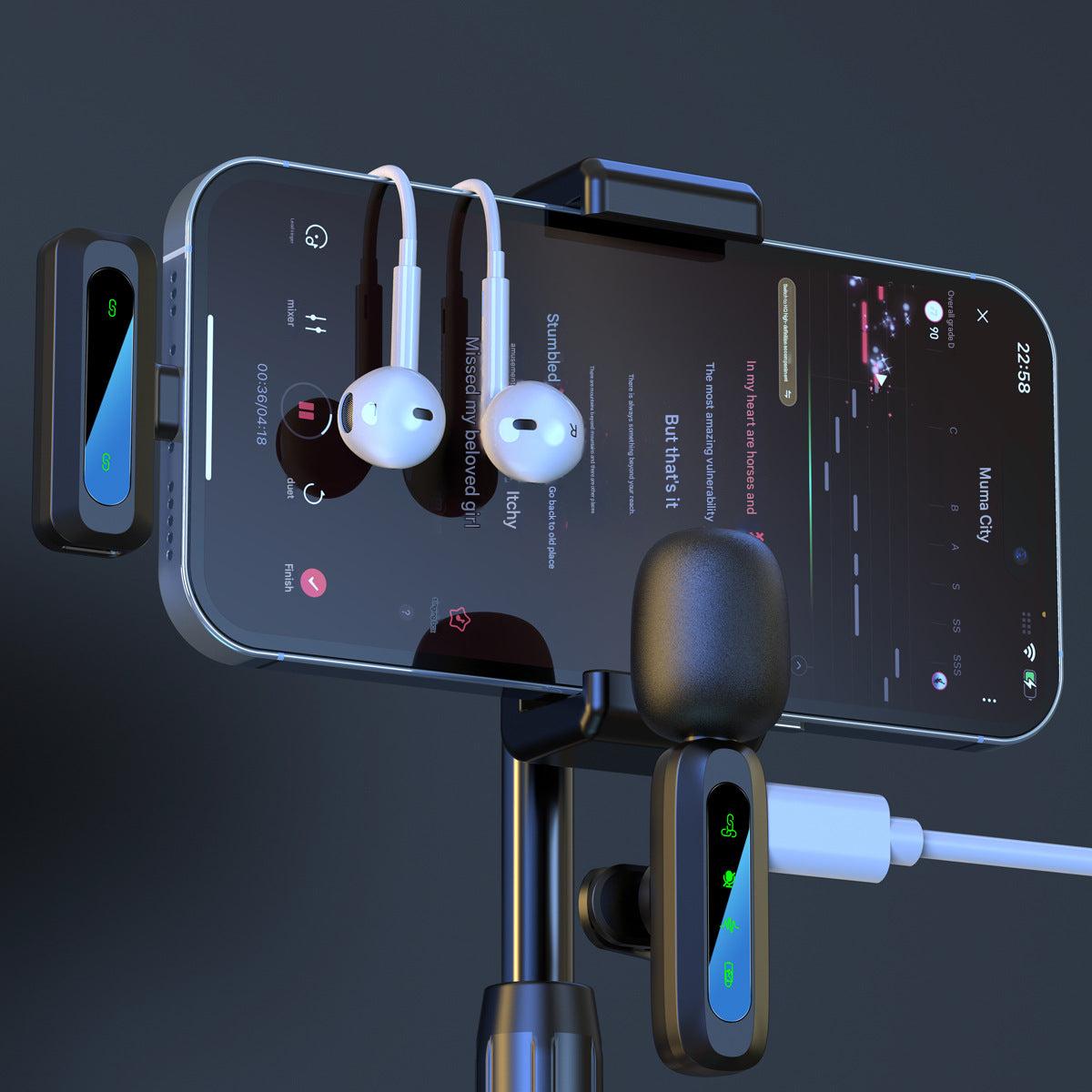 Clip-On Microphone Image 2 for Mobile Streaming