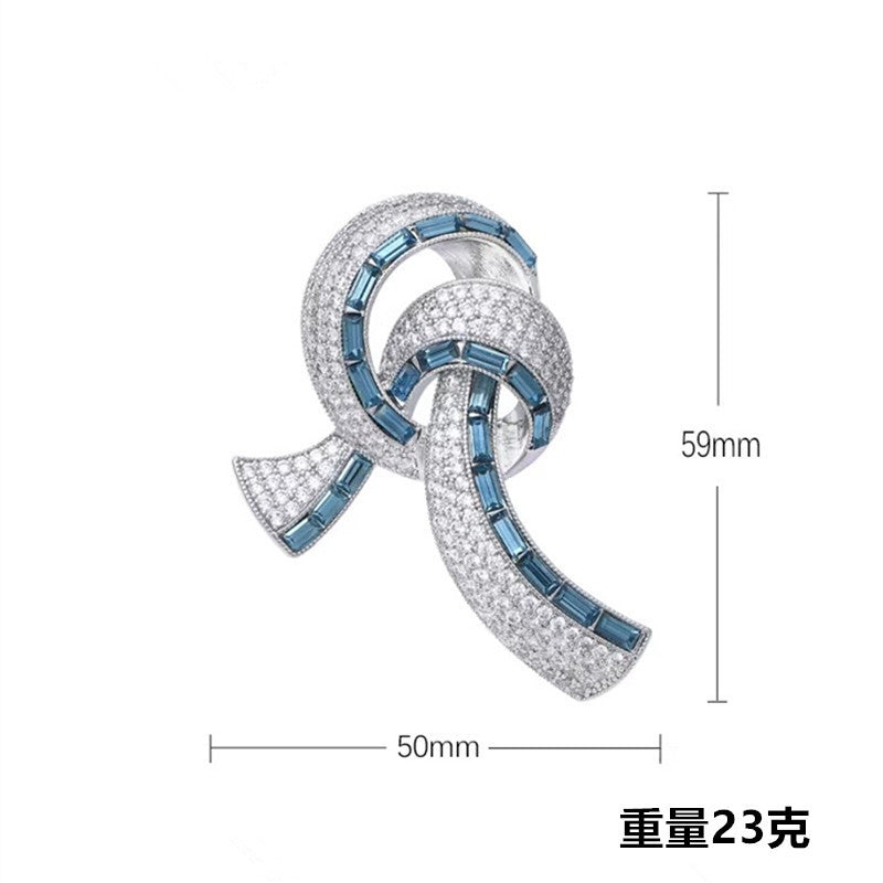 Elegant Retro Brooch with Silver Lake Blue Colour - Image 3