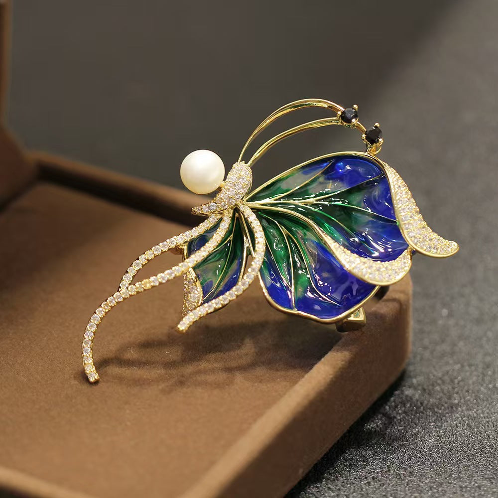 Elegant Butterfly Brooch Image 8 - Quality Alloy
