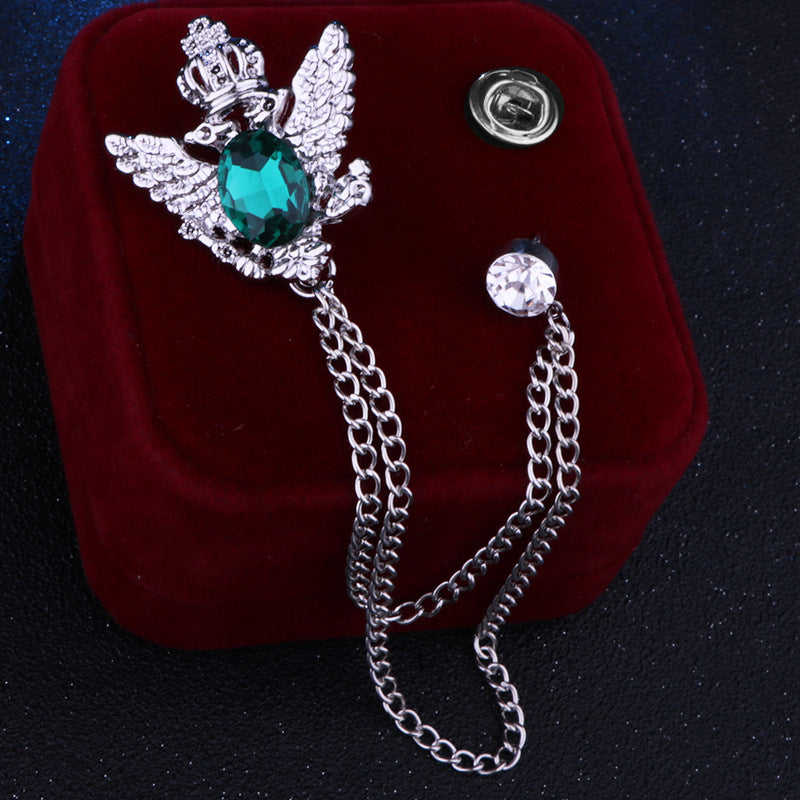 Stylishly presented Eagle Brooch for men