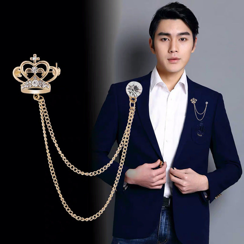 Star shape brooch in stylish attire