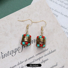 Stunning vintage look earrings for women