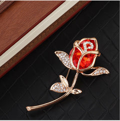 Gift presentation of elegant brooch