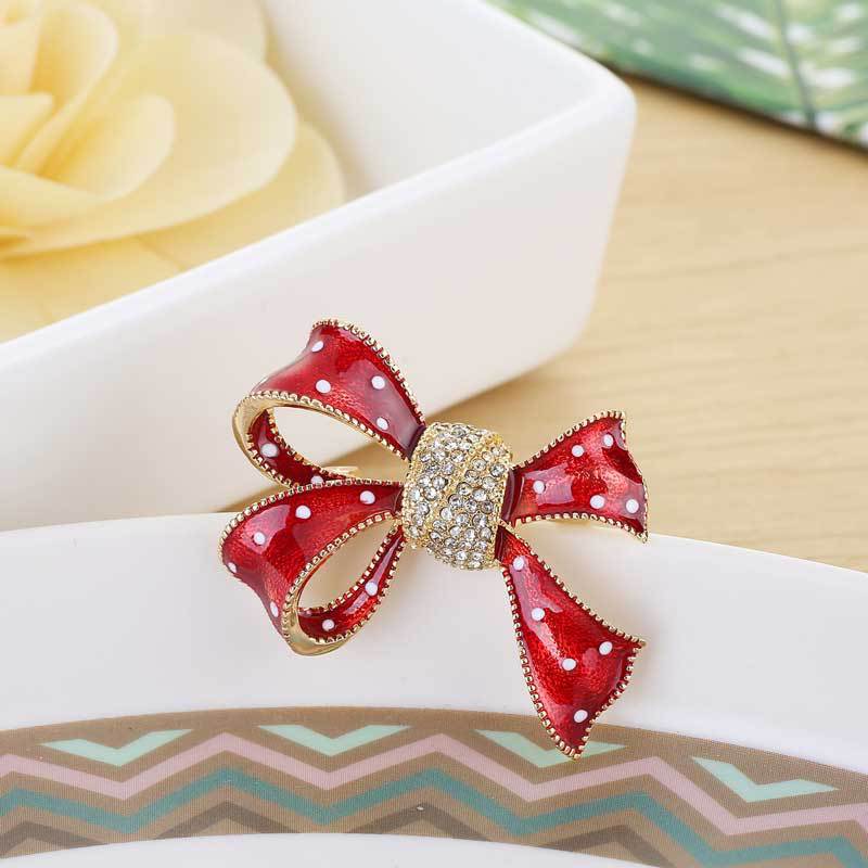 Formal Accessory Brooch for Women Image 6