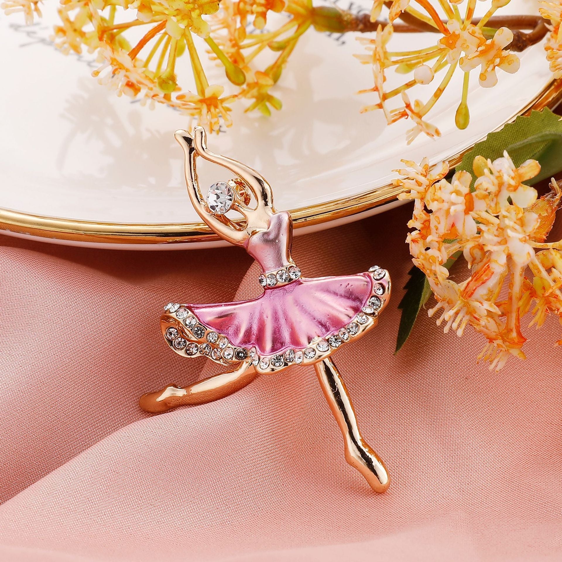 Cute anti-slip ballet dance brooch in pink