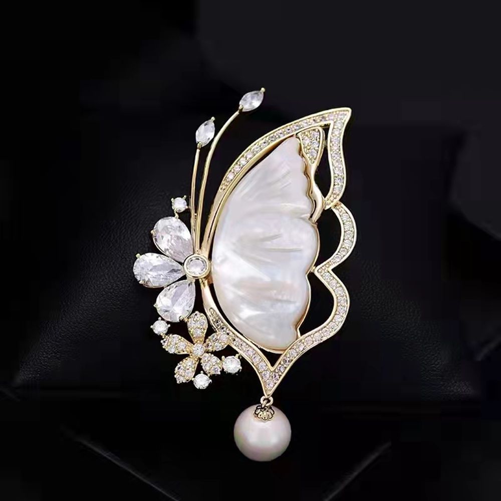 High-end gold plated brooch showcasing craftsmanship - Image 3