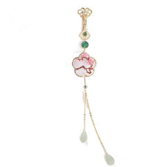 elegant brooch design with floral motif