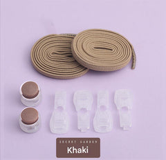 Elastic shoelace clips in casual shoe