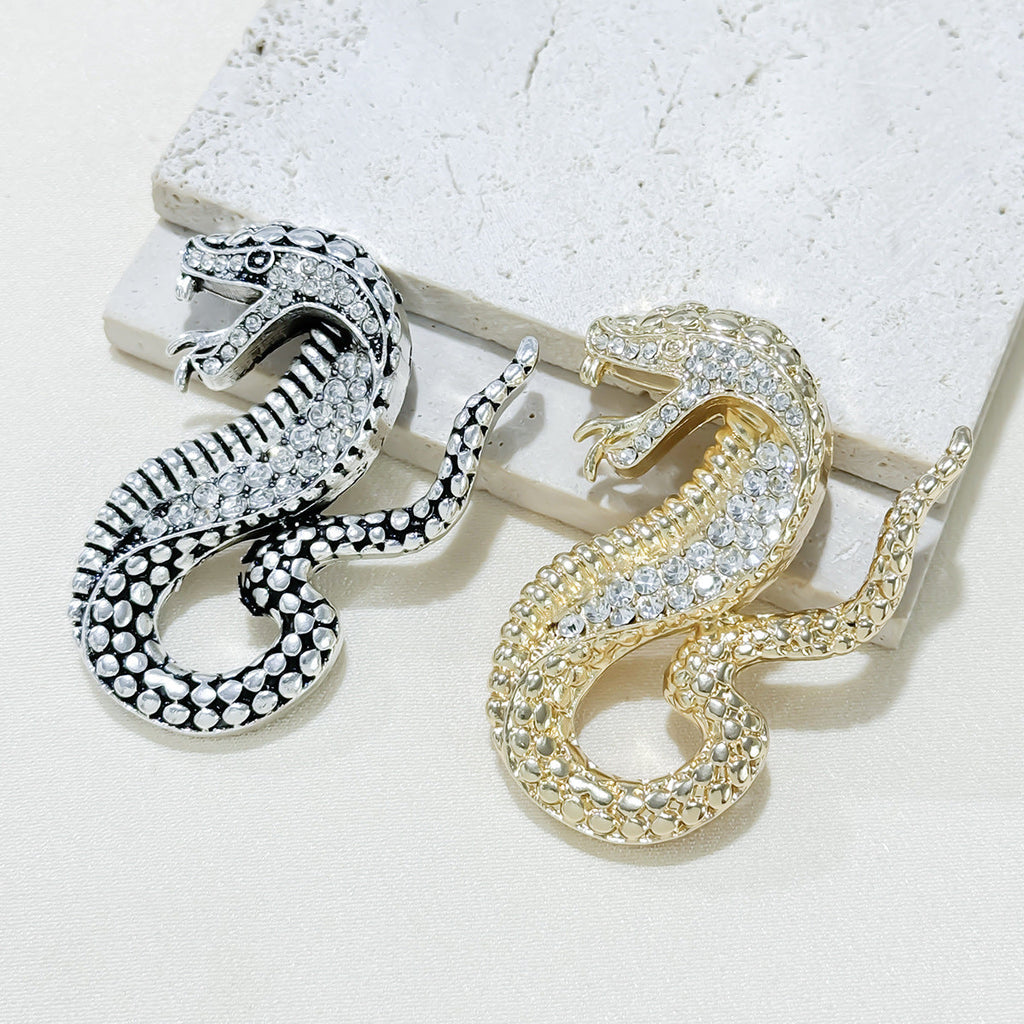 Elegant Snake Brooch with Rhinestones Close-up