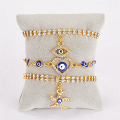 Elegant women's bracelet with sparkling crystals
