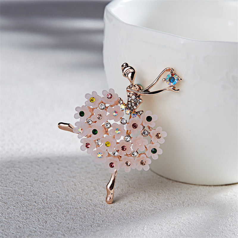 Stylish fashion accessory brooch image 3