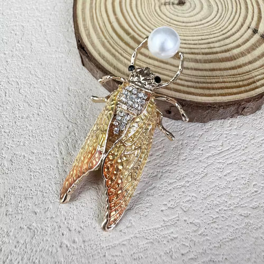 Detailed craftsmanship cicada pin image 6
