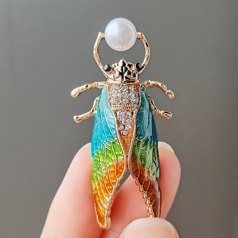 Alloy crafted cicada pin image 8