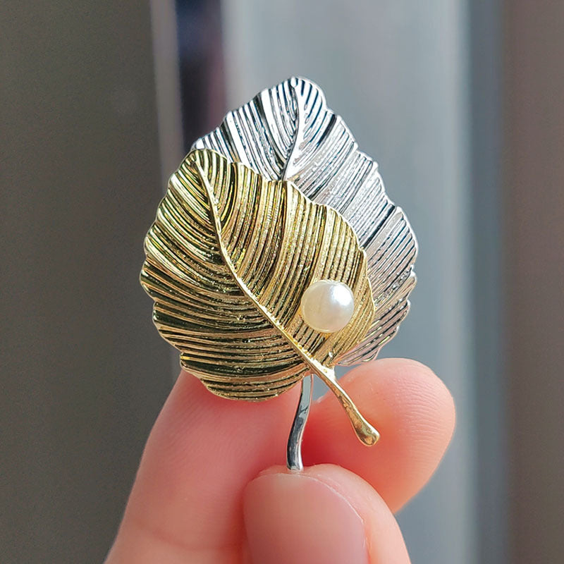 Light luxury Ginkgo Leaf Brooch image 8