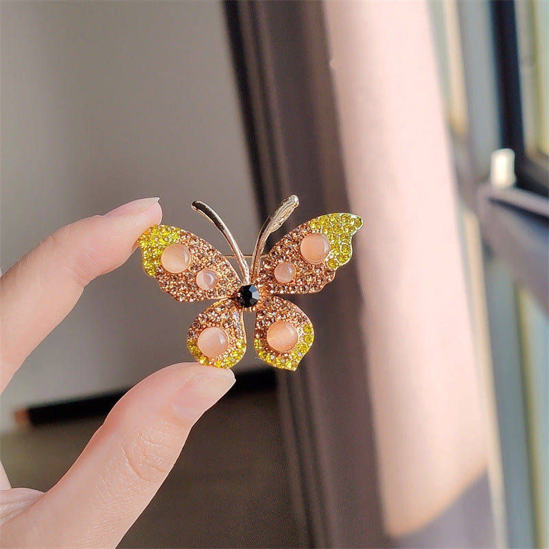 High-quality alloy butterfly brooch - image 4