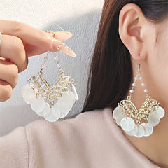 Chic Vintage Shell Tassel Earrings image 2