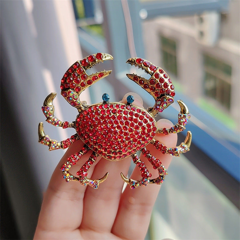 Vibrant Crab Design Brooch - Image 5