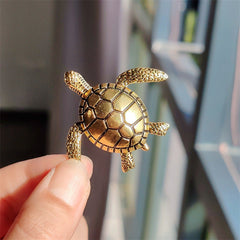 creative sea turtle pin close-up