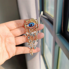 Vintage-inspired tassel pin accessory display
