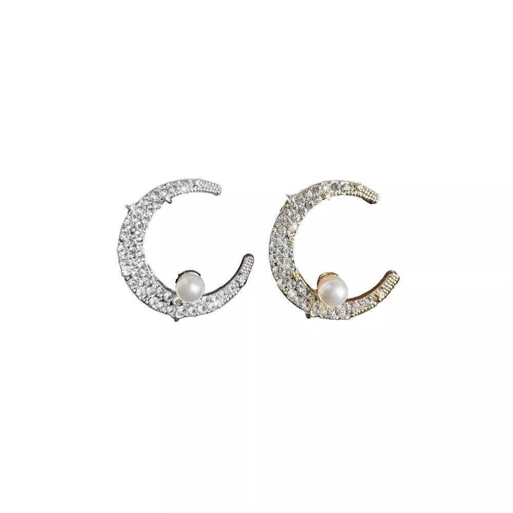 stylish brooch for women's fashion ensemble