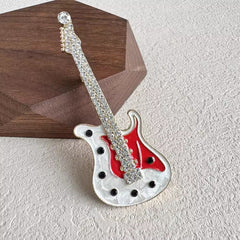 elegant alloy guitar brooch for fashion lovers