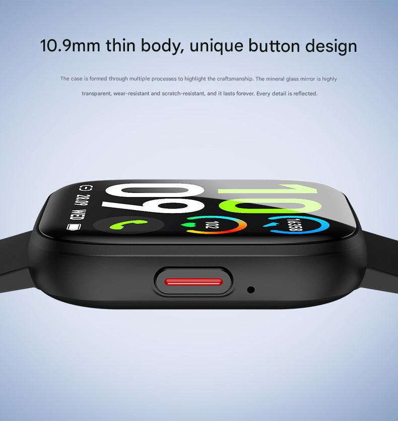 P114 smartwatch stylish design in black