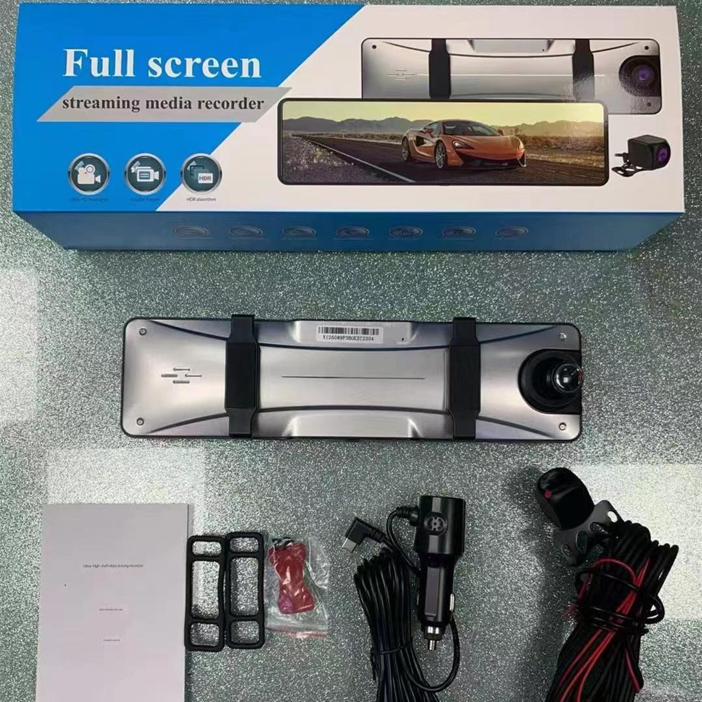 showing motorist using smart dash camera