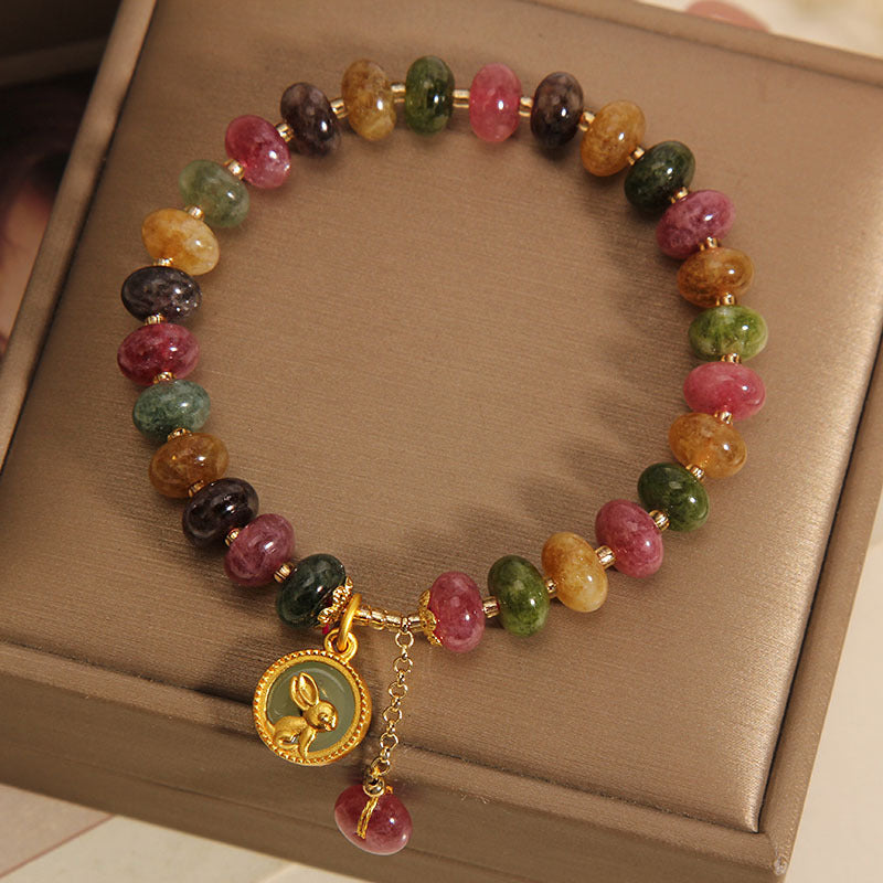 Multicoloured crystals used in the bracelet