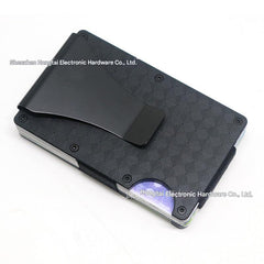 Aluminium wallet showcasing RFID blocking features