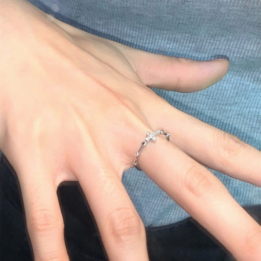 Chic adjustable cross ring style - image 2