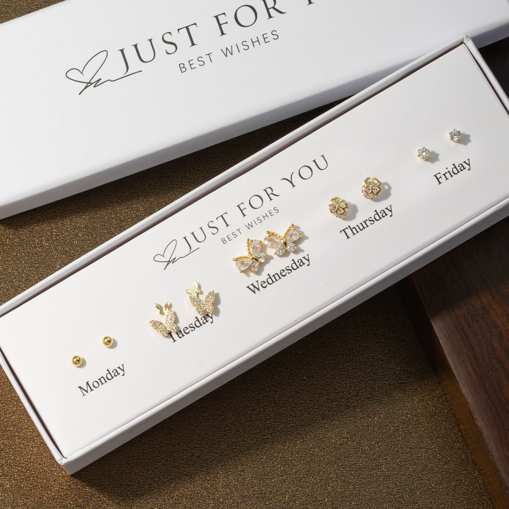 stylish presentation of S925 earrings set image 5