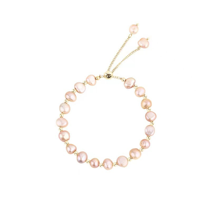 Lightweight bracelet featuring luxurious faux pearls