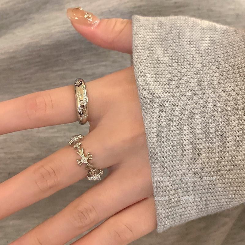 detailed view of Silver Zircon stones in ring