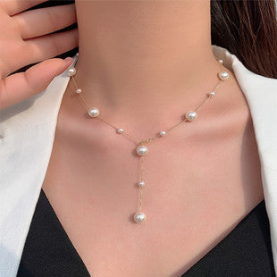 sophisticated layered look with silver jewellery