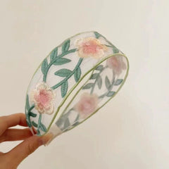 Elegant floral embroidered headband in green