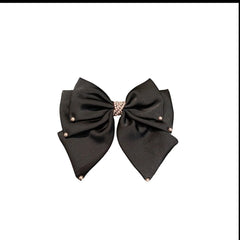 Elegant hair accessory for stylish ponytails