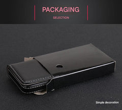 Elegant business card holder with magnetic closure