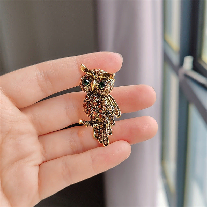Elegant Owl Brooch in Different Color Options
