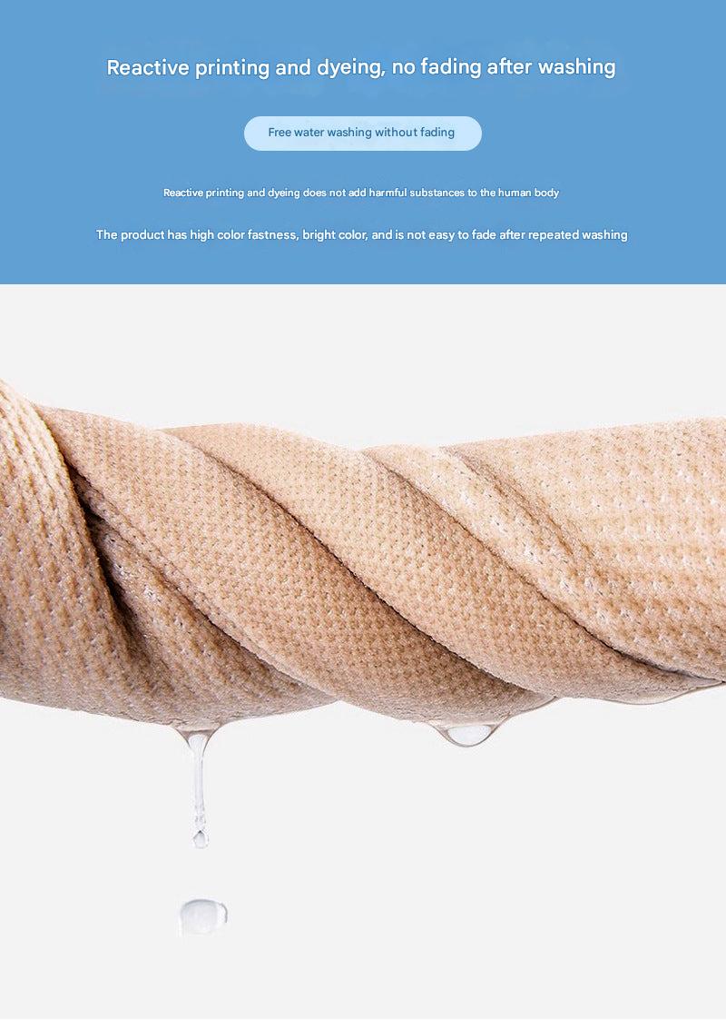 Breathable knee sleeve for winter sports