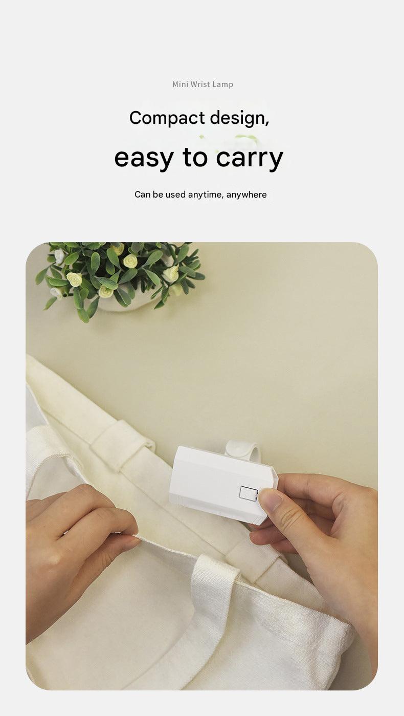 Stylish clip light for home decor