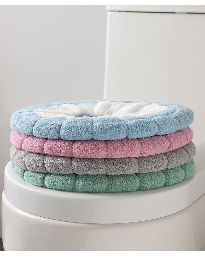 Another stylish toilet seat cover option
