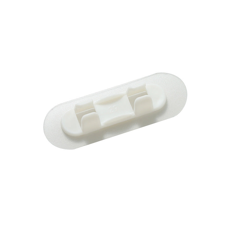 Pack of self-adhesive clips for wall mounting
