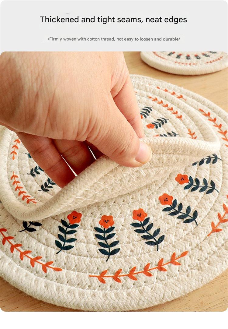 Floral patterned mat for serving hot bowls 3