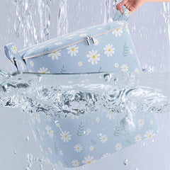 Non-woven storage bag with houndstooth pattern