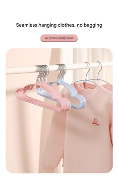 Eco-friendly hangers for baby clothes in pink and grey
